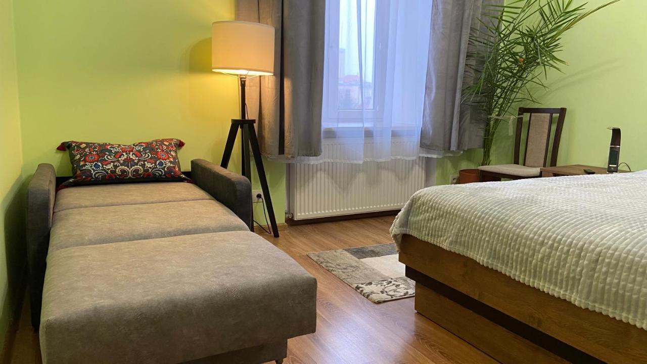 Lublinbnb - Exclusive Family Apartment ------ In The Heart Of Lublin -------------------------------- Bedroom & Living Room & Kitchen מראה חיצוני תמונה